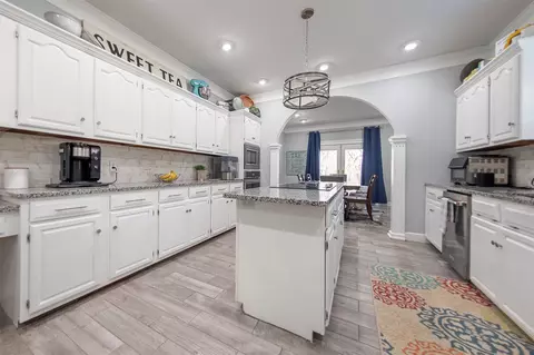 Kitchen - 10215 E 98th St, Tulsa, OK 74133 photo 1 of 4