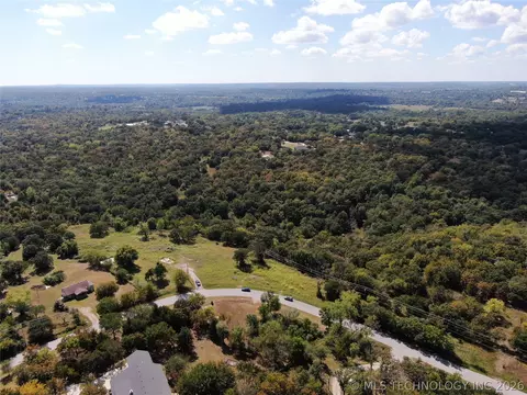5672 W Hilton Rd, Sapulpa, OK 74066
