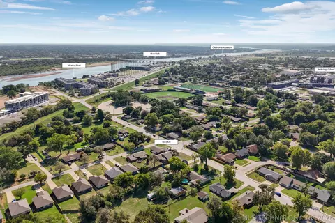 View/Area - 161 E K Pl, Jenks, OK 74037 photo 4 of 4