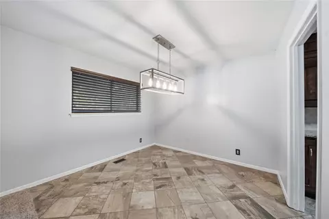 Dining - 5811 E 61st Pl, Tulsa, OK 74136 photo 1 of 1