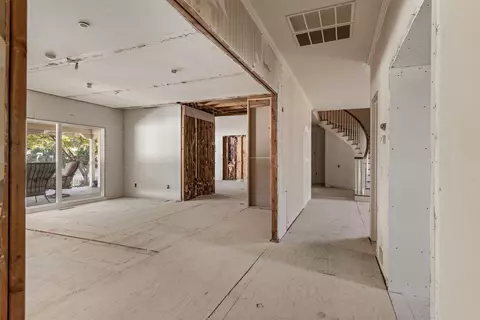 Entry Way - 4001 E 109th St, Tulsa, OK 74137 photo 3 of 10