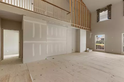 Living - 4001 E 109th St, Tulsa, OK 74137 photo 8 of 9