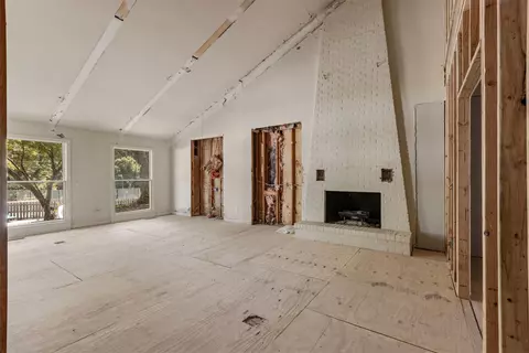 Living - 4001 E 109th St, Tulsa, OK 74137 photo 3 of 9