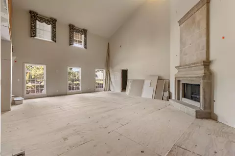 Living - 4001 E 109th St, Tulsa, OK 74137 photo 7 of 9