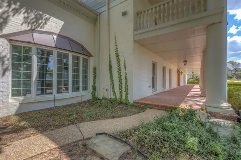 Exterior - 4001 E 109th St, Tulsa, OK 74137 photo 6 of 13