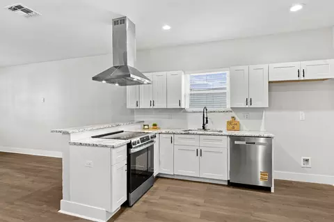 Kitchen - 8944 E 3rd Pl E, Tulsa, OK 74112 photo 7 of 7