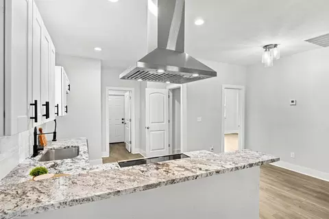 Kitchen - 8944 E 3rd Pl E, Tulsa, OK 74112 photo 6 of 7