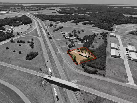 View/Area - 226 Cordell, Colbert, OK 74733 photo 3 of 4