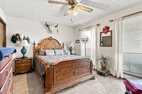 Bedroom - 226 Cordell, Colbert, OK 74733 photo 1 of 3