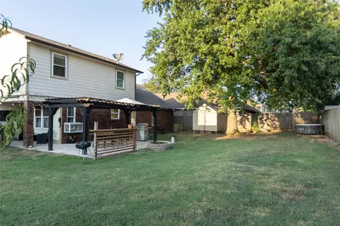 Exterior - 1146 E 137th St E, Glenpool, OK 74033 photo 6 of 12