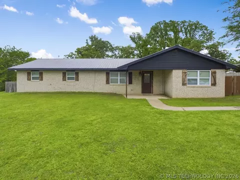 674 S Ethan Allen Dr, Atoka, OK 74525