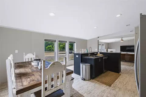 Dining - 1205 County Road 1650, Roff, OK 74865 photo 1 of 1