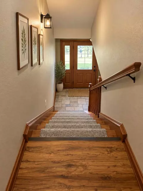 Entry Way - 21800 E 450 Rd, Pryor, OK 74361 photo 3 of 3