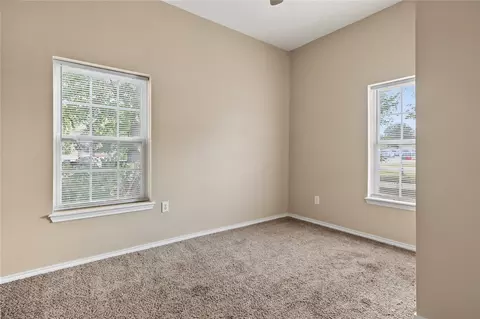 Bedroom - 208 E 3rd St, Skiatook, OK 74070 photo 5 of 6