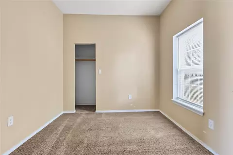 Bedroom - 208 E 3rd St, Skiatook, OK 74070 photo 4 of 6