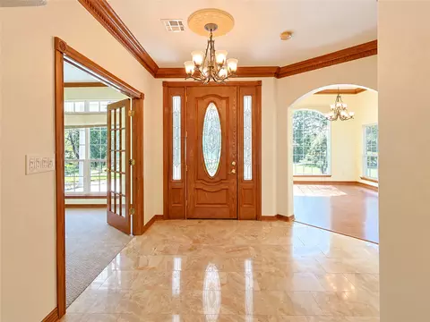 Entry Way - 25 E Shoreline Dr, Eufaula, OK 74432 photo 1 of 3