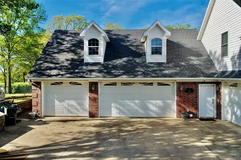 Exterior - 25 E Shoreline Dr, Eufaula, OK 74432 photo 8 of 10