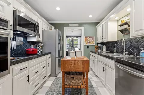 Kitchen - 4911 E 97th St, Tulsa, OK 74137 photo 2 of 2