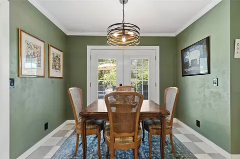 Dining - 4911 E 97th St, Tulsa, OK 74137 photo 4 of 4