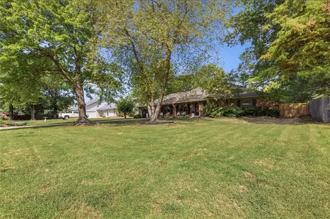 Exterior - 4911 E 97th St, Tulsa, OK 74137 photo 5 of 16