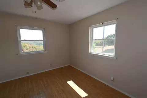Bedroom - 452079 E 990 Rd, Vian, OK 74962 photo 4 of 8