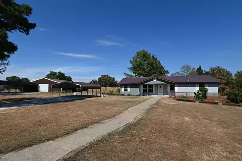 Exterior - 452079 E 990 Rd, Vian, OK 74962 photo 3 of 12