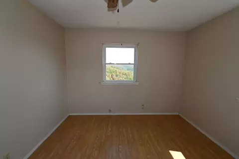 Bedroom - 452079 E 990 Rd, Vian, OK 74962 photo 3 of 8