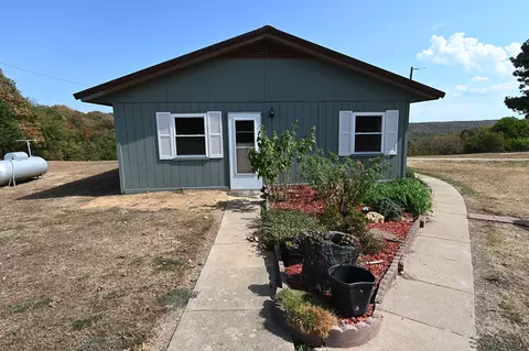 Exterior - 452079 E 990 Rd, Vian, OK 74962 photo 7 of 12