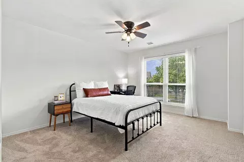 Bedroom - 5220 E 110th Pl, Tulsa, OK 74137 photo 7 of 9