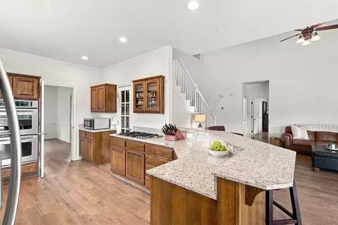 Kitchen - 5220 E 110th Pl, Tulsa, OK 74137 photo 4 of 5