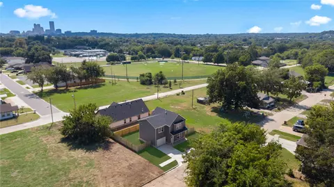 View/Area - 1048 E Young Pl, Tulsa, OK 74106 photo 4 of 7