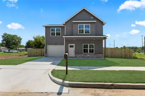 Exterior - 1048 E Young Pl, Tulsa, OK 74106 photo 4 of 8