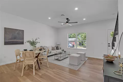 Living - 1048 E Young Pl, Tulsa, OK 74106 photo 5 of 5