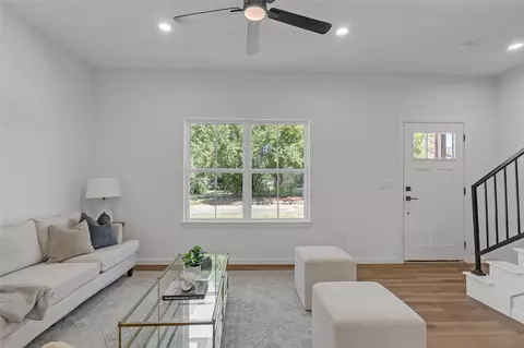 Living - 1048 E Young Pl, Tulsa, OK 74106 photo 3 of 5