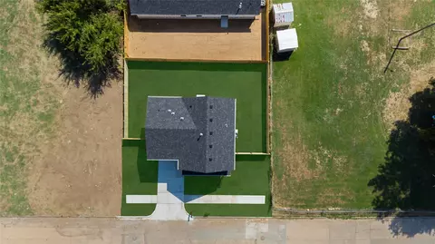 View/Area - 1048 E Young Pl, Tulsa, OK 74106 photo 5 of 7