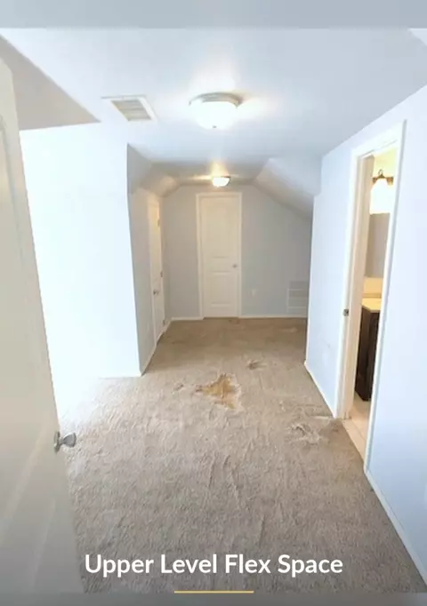 Entry Way - 210 E 15th St, Mounds, OK 74047 photo 1 of 2