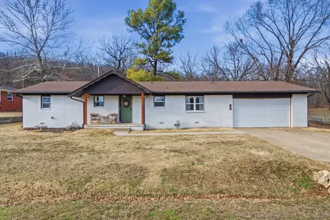 1320 W Eucha Creek Blvd N, Sand Springs, OK 74063