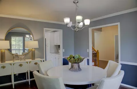 Dining - 7422 E 65th Pl, Tulsa, OK 74133 photo 4 of 6