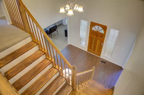 Entry Way - 7422 E 65th Pl, Tulsa, OK 74133 photo 8 of 8