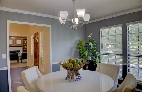 Dining - 7422 E 65th Pl, Tulsa, OK 74133 photo 3 of 6