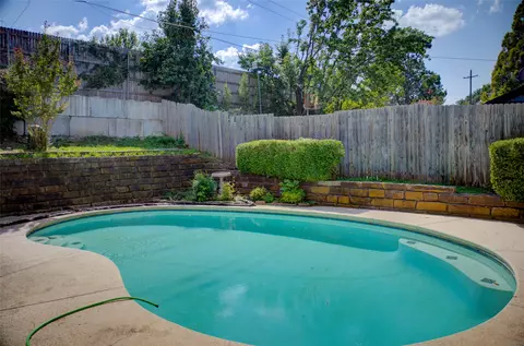 Exterior - 7422 E 65th Pl, Tulsa, OK 74133 photo 4 of 12