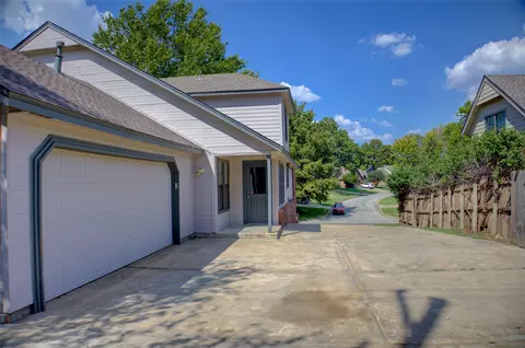 Exterior - 7422 E 65th Pl, Tulsa, OK 74133 photo 8 of 12