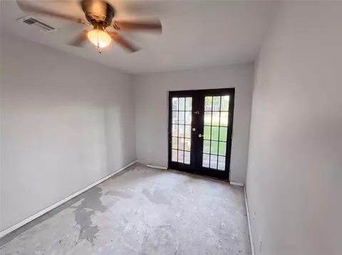 Bedroom - 20509 E Reno Ave, Harrah, OK 73045 photo 5 of 5