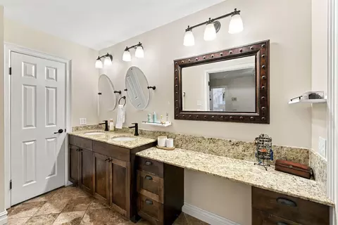 Bath - 5401 E 65th St, Tulsa, OK 74136 photo 1 of 9