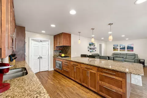 Kitchen - 5401 E 65th St, Tulsa, OK 74136 photo 1 of 5
