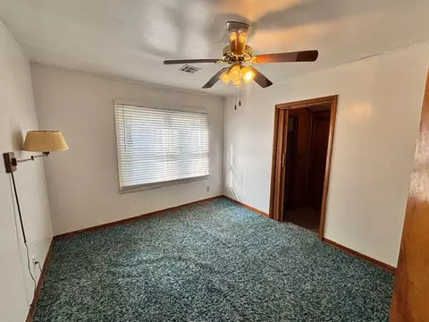 Bedroom - 211 S Ohio Ave, Haskell, OK 74436 photo 3 of 4
