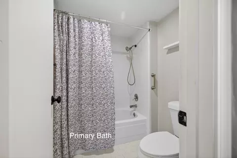 Bath - 3341 E 83rd Pl, Tulsa, OK 74137 photo 3 of 5