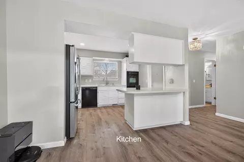 Kitchen - 3341 E 83rd Pl, Tulsa, OK 74137 photo 3 of 3