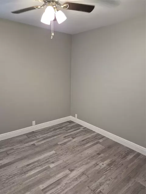 Bedroom - 419739 E 1120 Rd, Checotah, OK 74426 photo 1 of 3