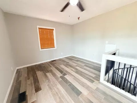 Living - 5351 E 100th St, Wagoner, OK 74467 photo 1 of 2